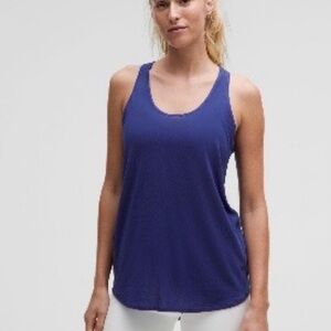 Lululemon Essential Pleated Tank, size 12
Great condition, Color: Larkspur